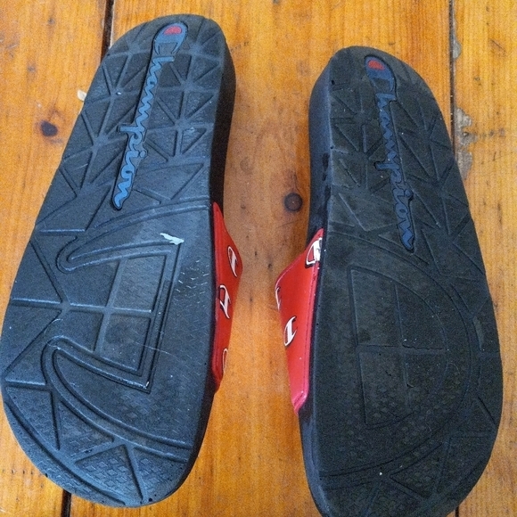 Champion red slides size 8 Men - Picture 4 of 5